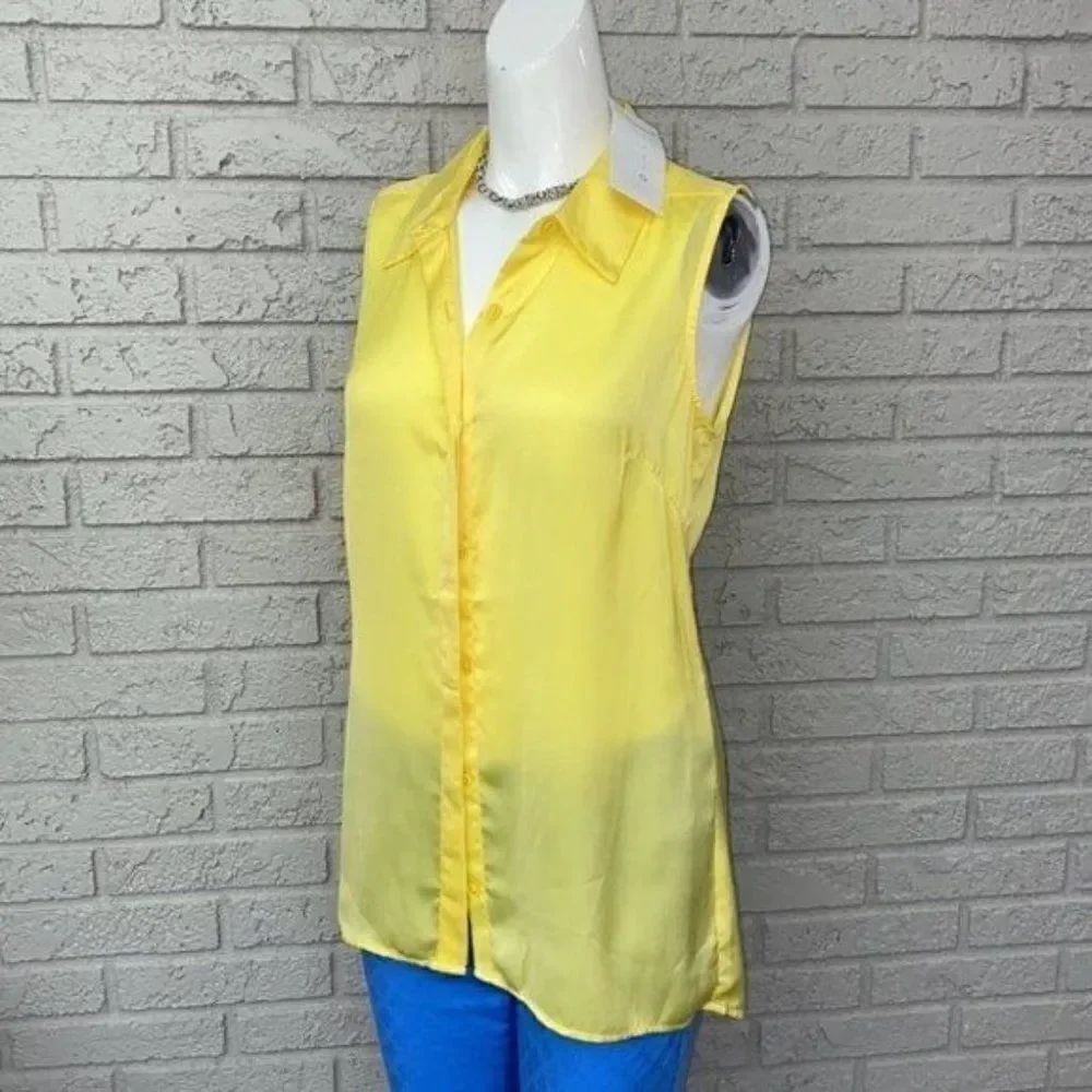 G by Giuliana Rancic Yellow Collared Top Size M